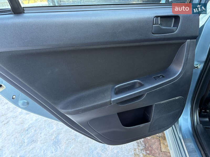 Седан Mitsubishi Lancer 2008 в Львове