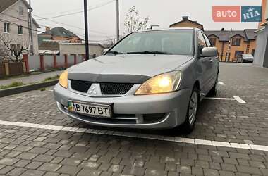 Седан Mitsubishi Lancer 2006 в Виннице