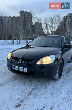 Седан Mitsubishi Lancer 2004 в Дніпрі