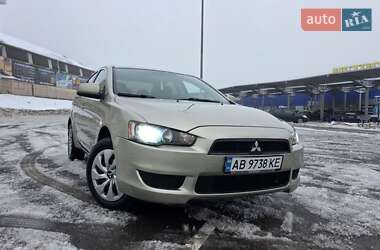 Седан Mitsubishi Lancer 2008 в Виннице