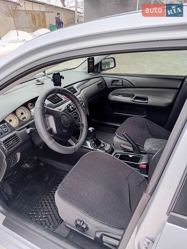 Седан Mitsubishi Lancer 2005 в Сокирянах фото 11 Седан Mitsubishi Lancer 2005 в Сокирянах