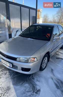 Седан Mitsubishi Lancer 1996 в Южному