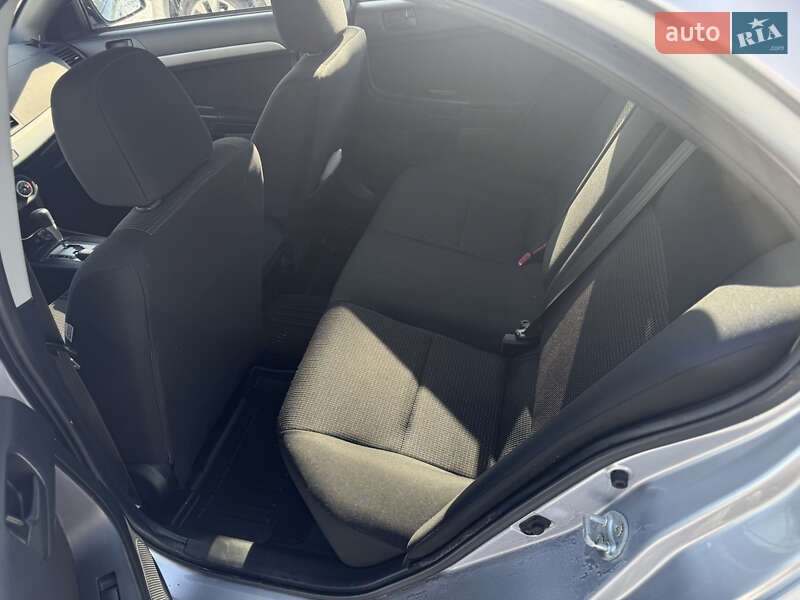Седан Mitsubishi Lancer 2008 в Киеве фото 11 Седан Mitsubishi Lancer 2008 в Киеве