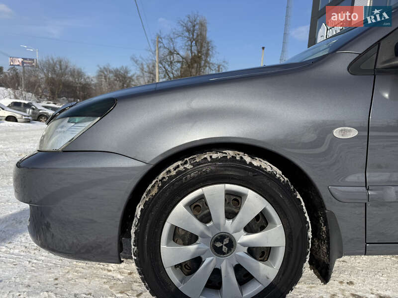 Седан Mitsubishi Lancer 2009 в Киеве фото 8 Седан Mitsubishi Lancer 2009 в Киеве