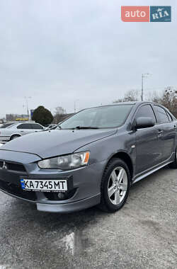 Хэтчбек Mitsubishi Lancer 2009 в Киеве