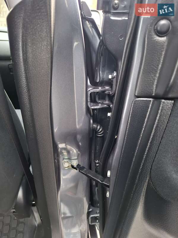 Седан Mitsubishi Lancer 2009 в Киеве