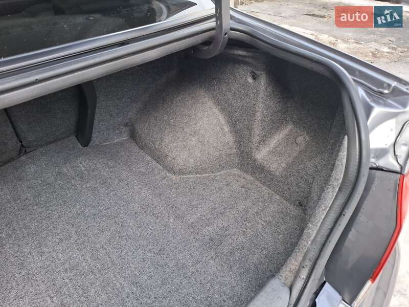 Седан Mitsubishi Lancer 2009 в Киеве