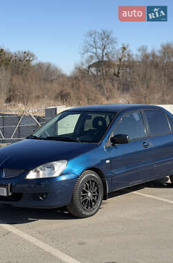Седан Mitsubishi Lancer 2005 в Киеве