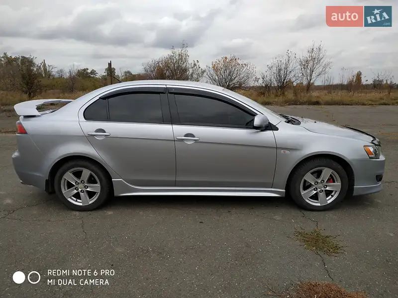 Mitsubishi Lancer