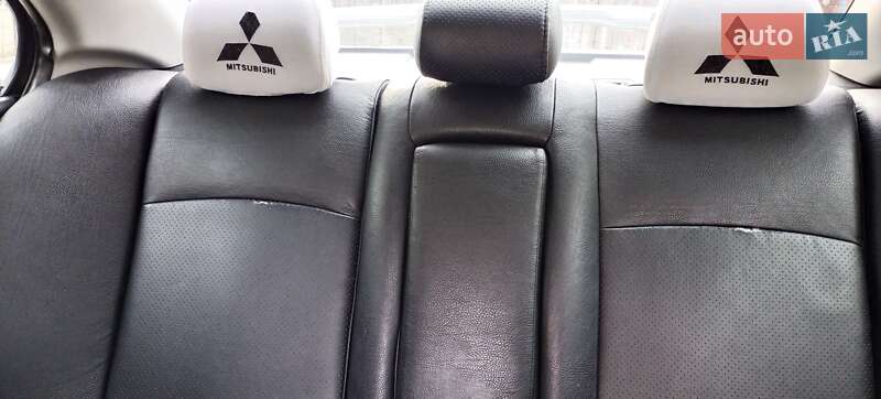 Седан Mitsubishi Lancer 2009 в Александровке