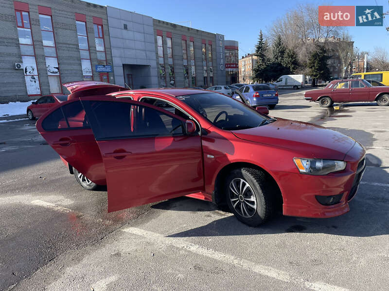 Седан Mitsubishi Lancer 2008 в Днепре