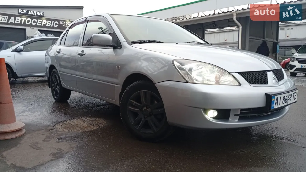 2011 Mitsubishi Lancer - мініатюра 16
