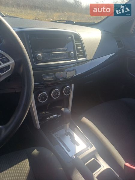 Седан Mitsubishi Lancer 2016 в Запорожье