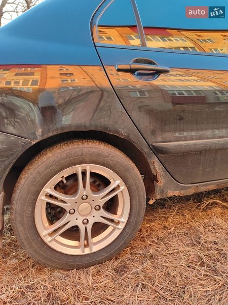 Седан Mitsubishi Lancer 2008 в Сарнах