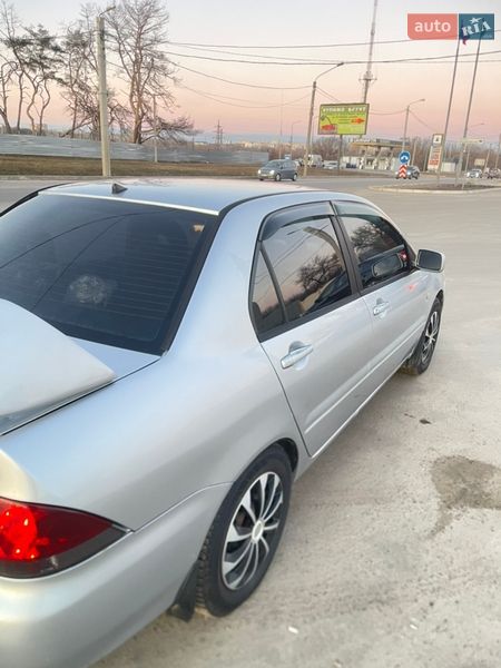 Седан Mitsubishi Lancer 2003 в Харькове фото 8 Седан Mitsubishi Lancer 2003 в Харькове