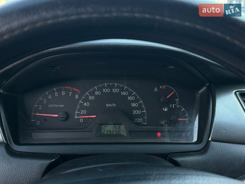 Седан Mitsubishi Lancer 2005 в Каменском