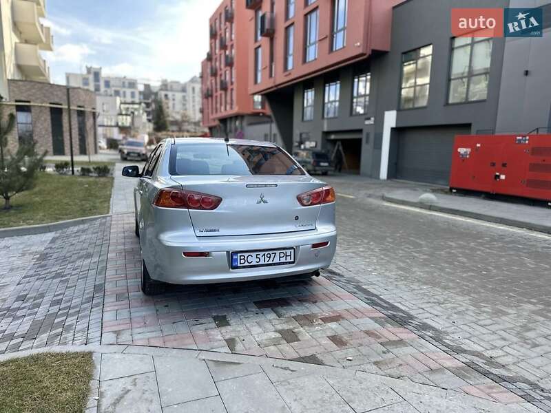 Седан Mitsubishi Lancer 2009 в Львове фото 5 Седан Mitsubishi Lancer 2009 в Львове