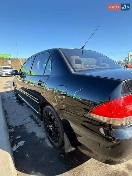 Седан Mitsubishi Lancer 2007 в Киеве