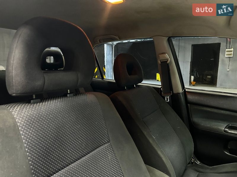 Седан Mitsubishi Lancer 2008 в Черновцах