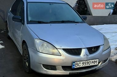 Седан Mitsubishi Lancer 2004 в Міжгір'ї