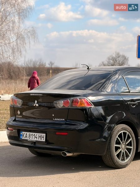 Седан Mitsubishi Lancer 2015 в Фастове