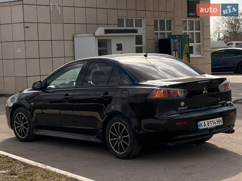 Седан Mitsubishi Lancer 2015 в Фастове