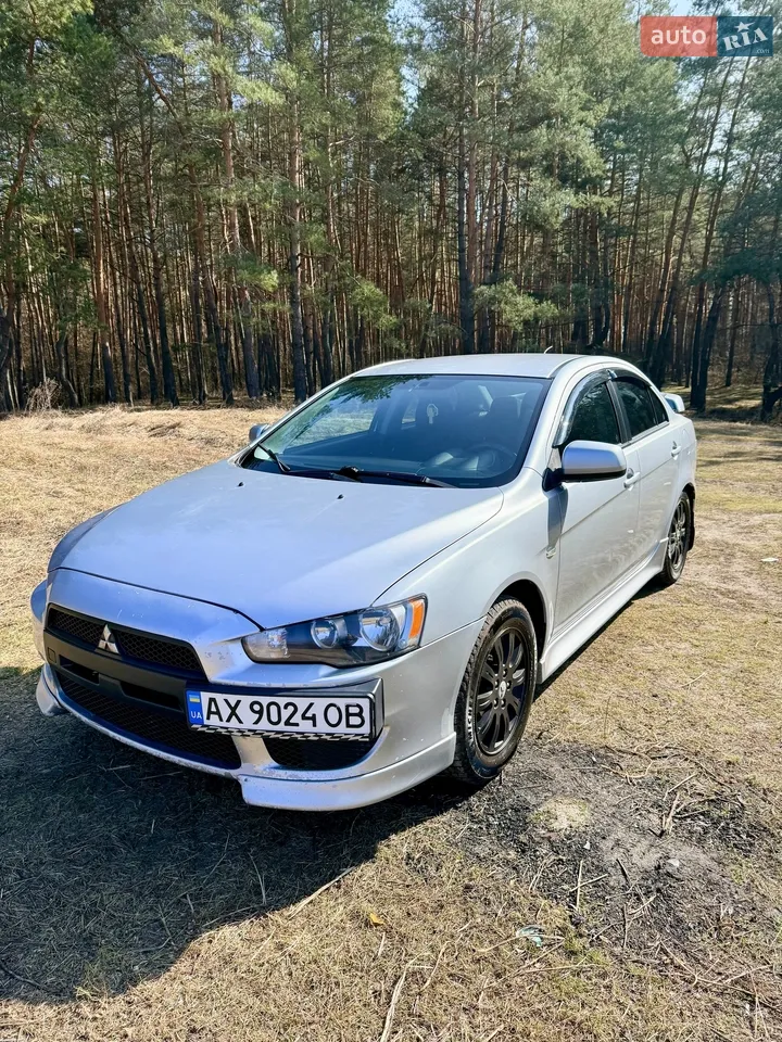 2011 Mitsubishi Lancer - мініатюра 17