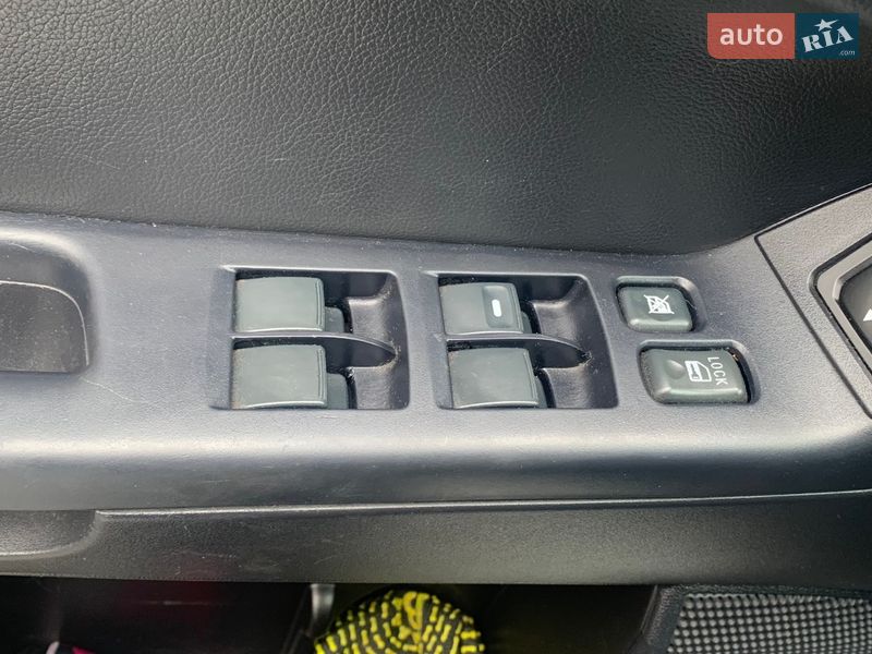 Седан Mitsubishi Lancer 2012 в Тернівці