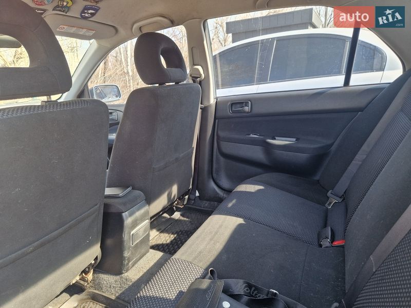 Седан Mitsubishi Lancer 2008 в Днепре