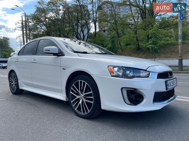 Седан Mitsubishi Lancer 2016 в Киеве фото 11 Седан Mitsubishi Lancer 2016 в Киеве