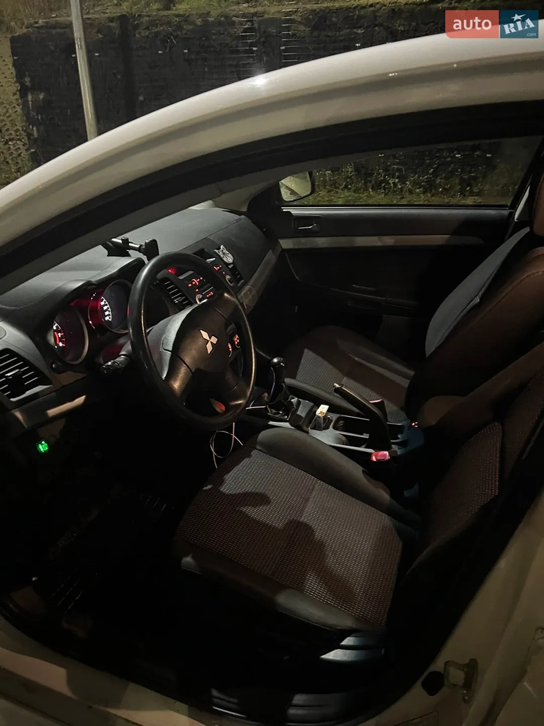 2010 Mitsubishi Lancer - мініатюра 10
