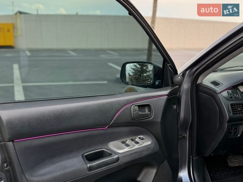 Седан Mitsubishi Lancer 2007 в Днепре