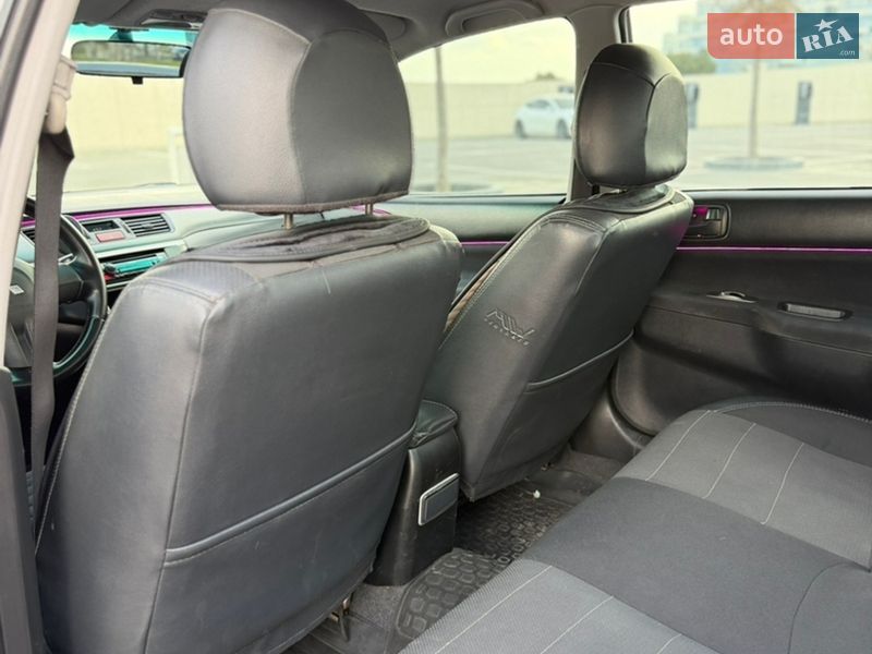 Седан Mitsubishi Lancer 2007 в Днепре