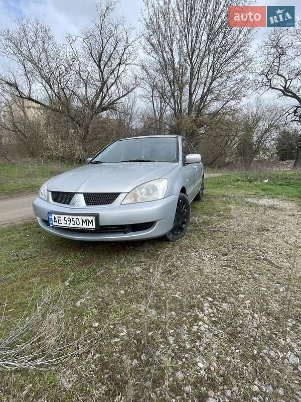 Седан Mitsubishi Lancer 2005 в Изюме фото 6 Седан Mitsubishi Lancer 2005 в Изюме