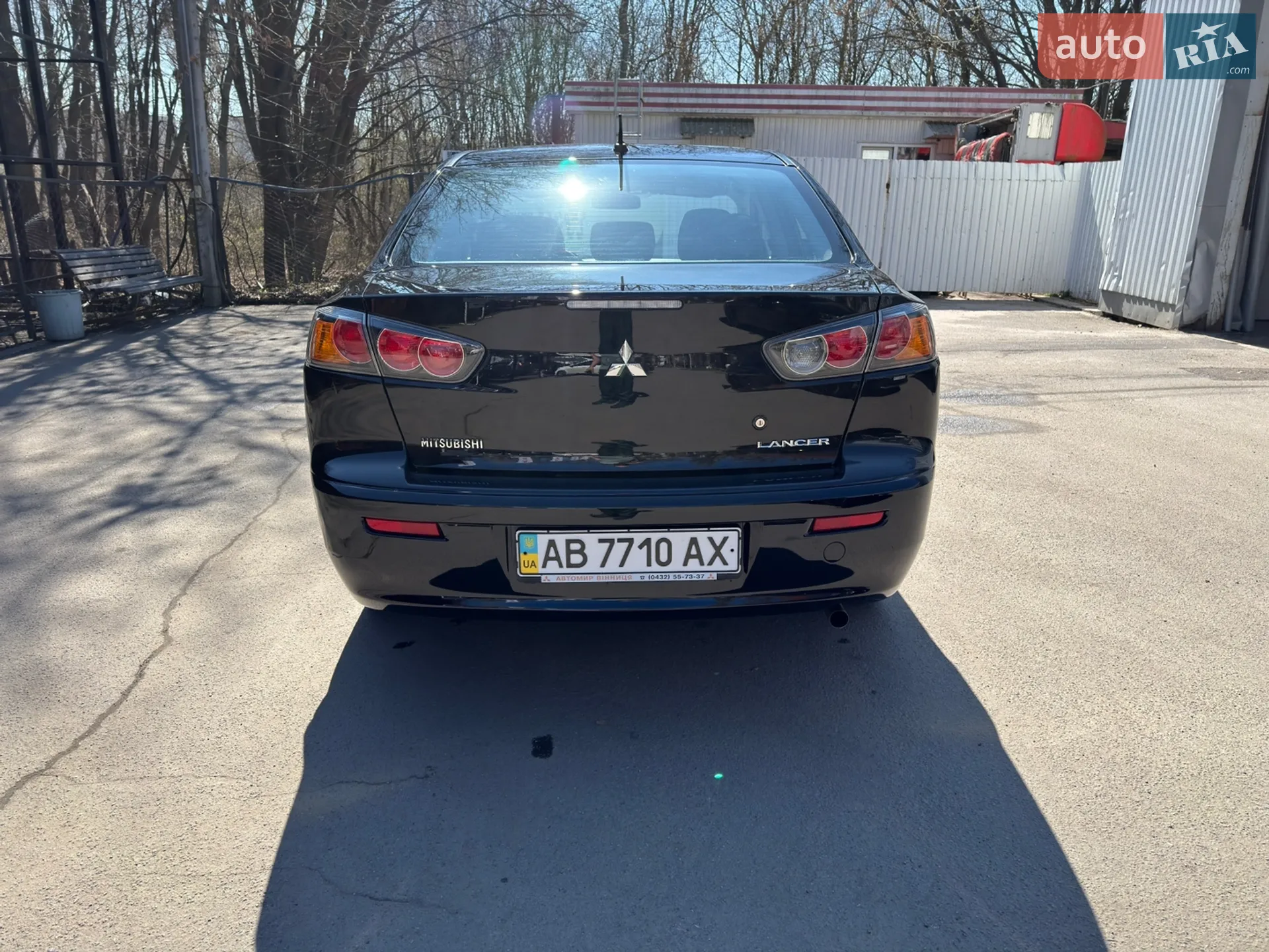 2010 Mitsubishi Lancer - мініатюра 18