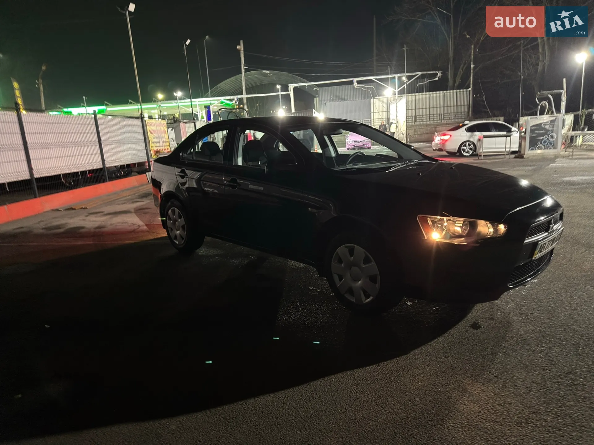 2010 Mitsubishi Lancer - мініатюра 15