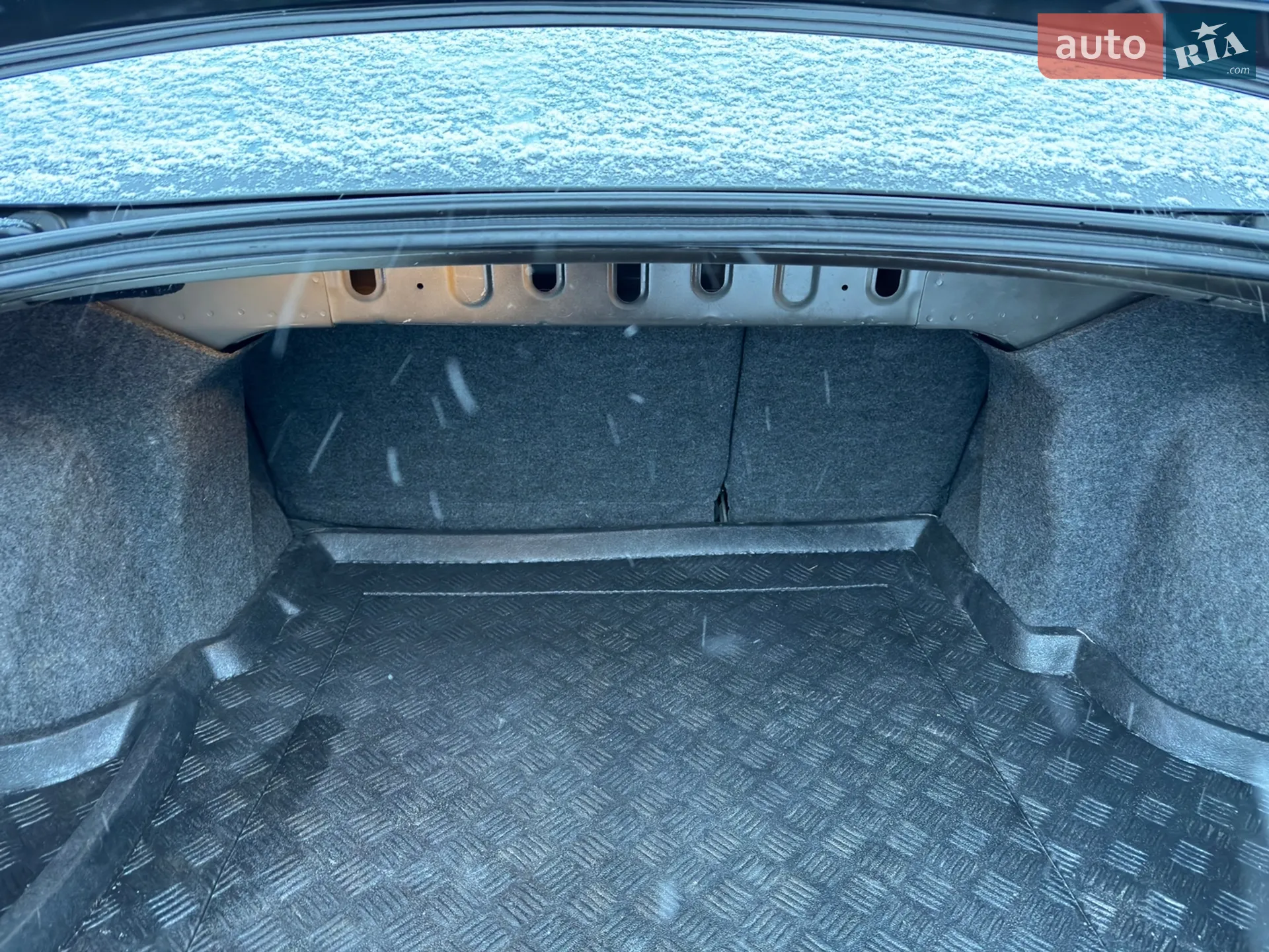 2010 Mitsubishi Lancer - мініатюра 39