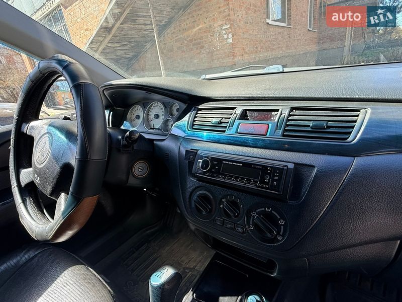 Седан Mitsubishi Lancer 2005 в Полтаві