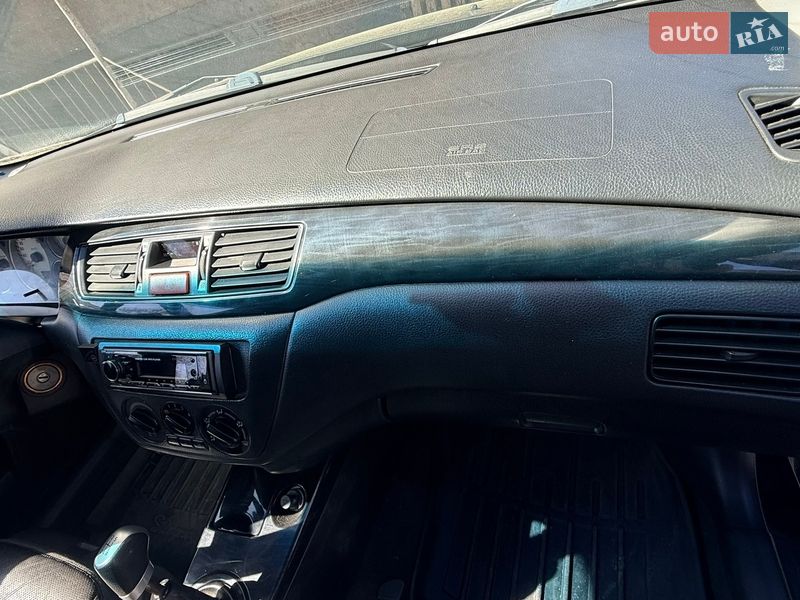 Седан Mitsubishi Lancer 2005 в Полтаві