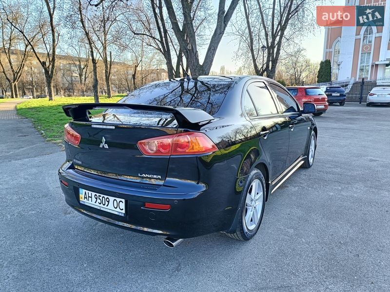 Седан Mitsubishi Lancer 2008 в Киеве