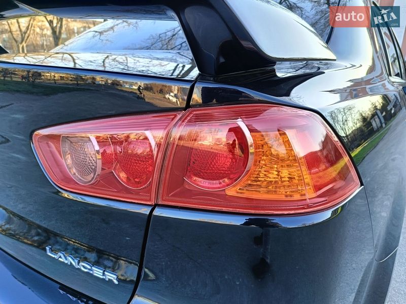 Седан Mitsubishi Lancer 2008 в Киеве