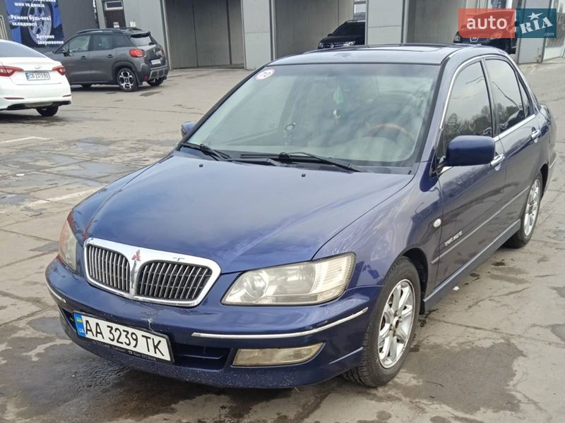 Mitsubishi Lancer 2004