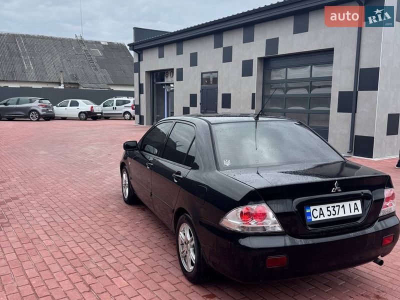 Седан Mitsubishi Lancer 2008 в Сарнах