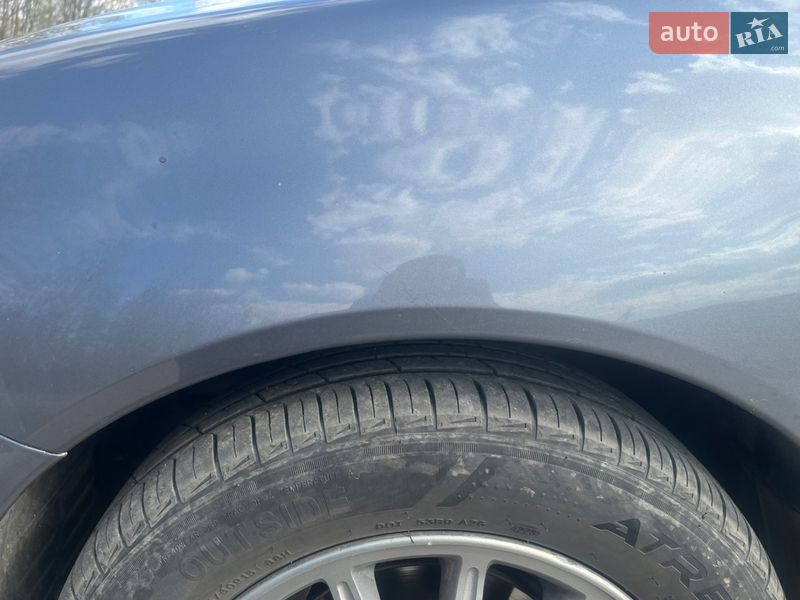 Седан Mitsubishi Lancer 2005 в Косові