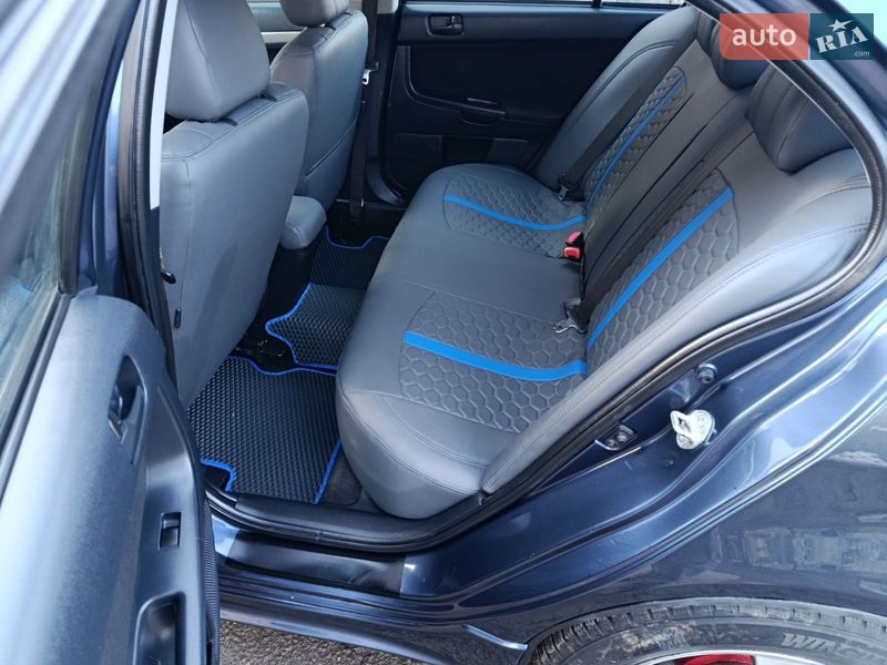 Седан Mitsubishi Lancer 2007 в Красилове