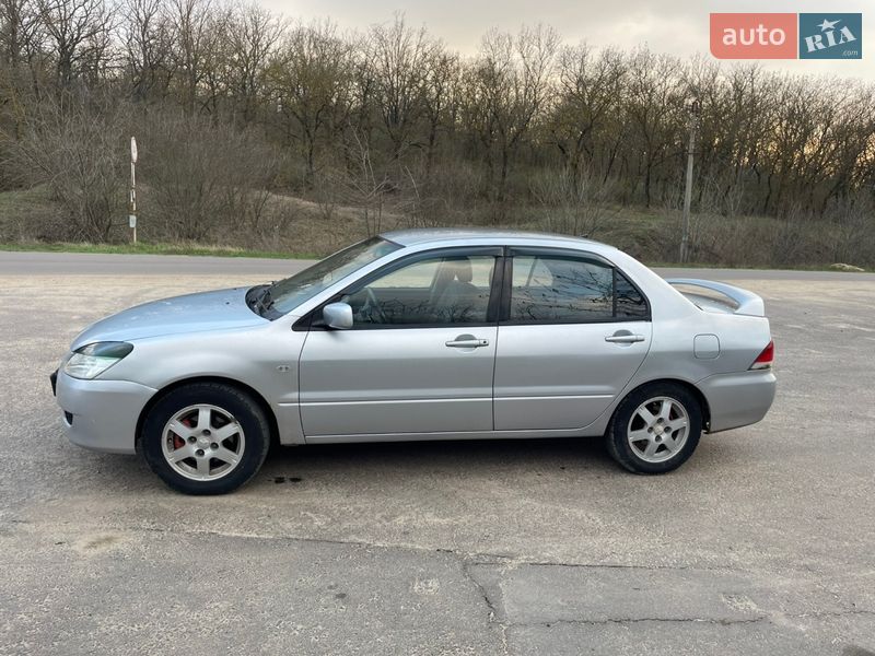 Седан Mitsubishi Lancer 2004 в Одессе фото 13 Седан Mitsubishi Lancer 2004 в Одессе