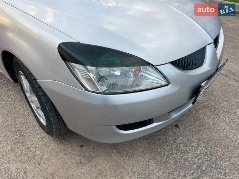 Седан Mitsubishi Lancer 2004 в Одессе фото 5 Седан Mitsubishi Lancer 2004 в Одессе