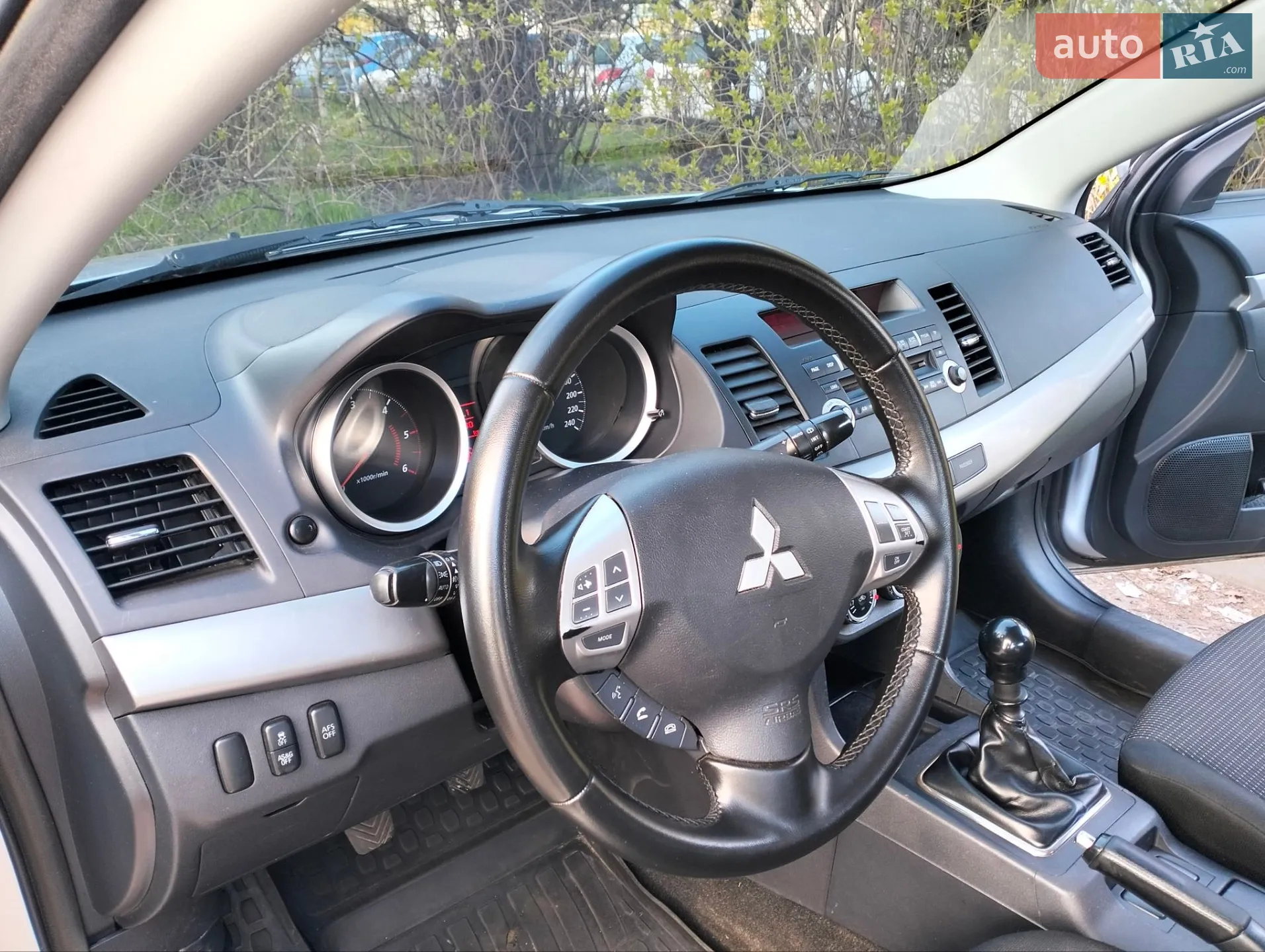 2010 Mitsubishi Lancer - мініатюра 8