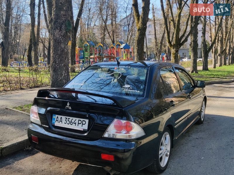 Mitsubishi Lancer 2004