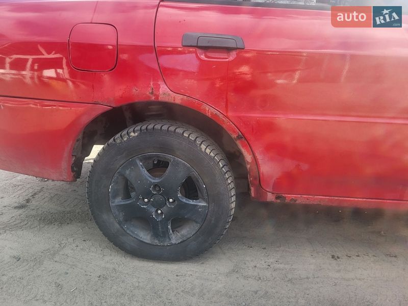 Седан Mitsubishi Lancer 1996 в Старом Селе